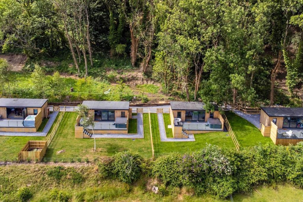 The Rhossili Bay Secret Villa Swansea Exterior foto
