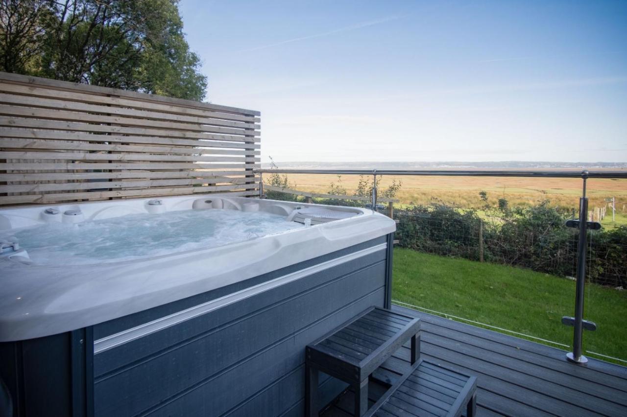 The Rhossili Bay Secret Villa Swansea Exterior foto